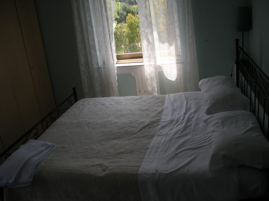 Bed and Breakfast Casa Garbata Rzym Pokój zdjęcie